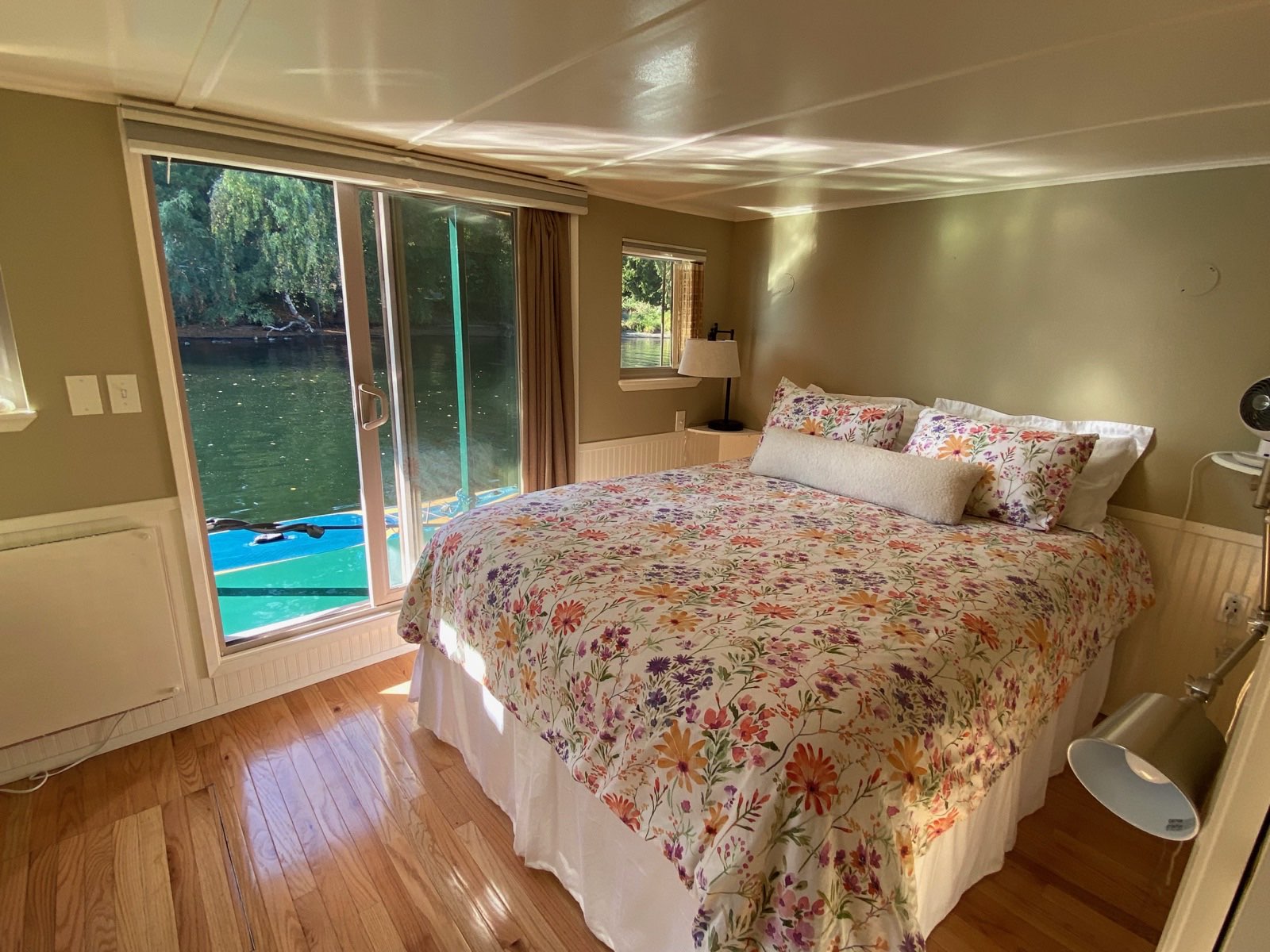 Primary bedroom with lake view